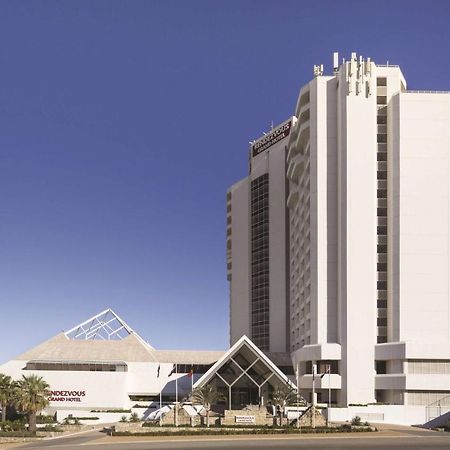 Rendezvous Hotel Perth Scarborough Bagian luar foto